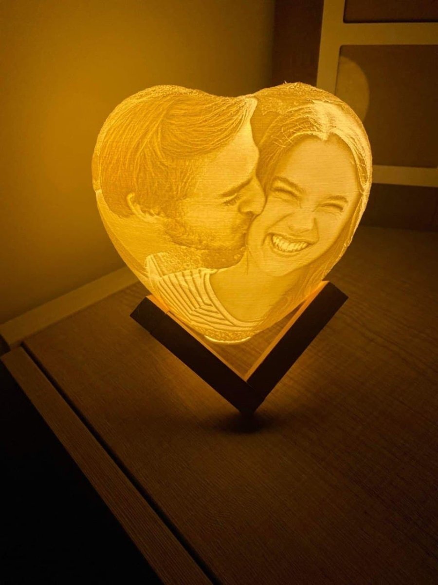 Personalised 3D Heart Lamp with Photo – 16 Colours
