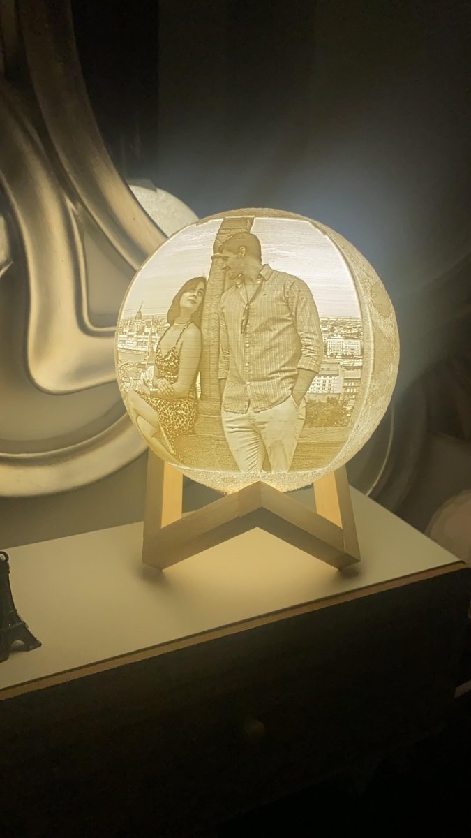 Personalised 3D Moon Lamp with Engraved Photo