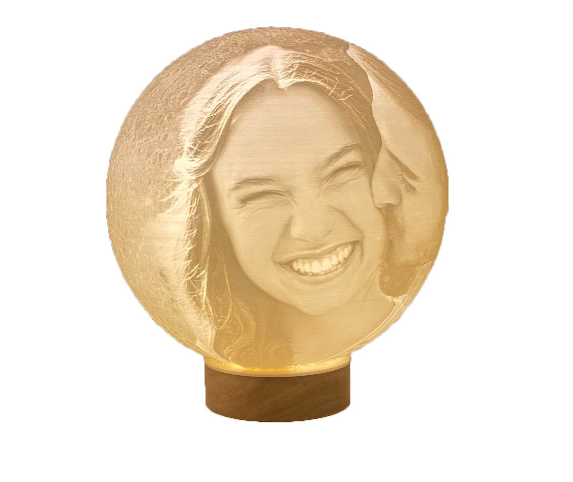 PERSONALIZED 3D MOON LAMP WITH WOODEN BASE